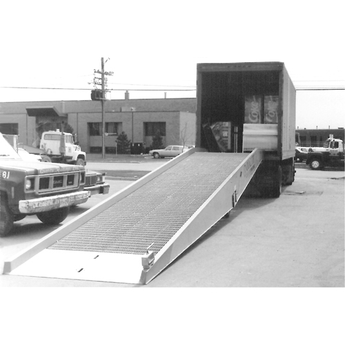 Mobile Yard Ramp, 16000 lbs. Capacity, 72" W x 36' L Stor-it Systems