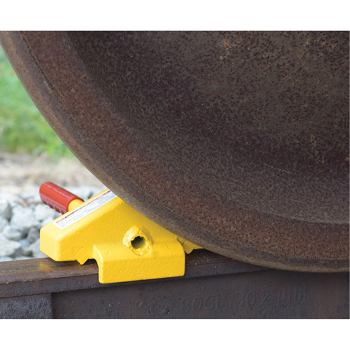 Flag Rail Chock Stor-it Systems