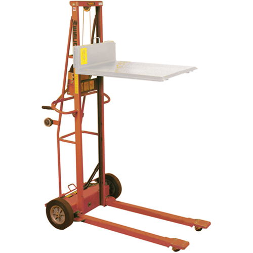 Chariot de levage Triple Truck, Capacit&eacute; 30 - 85 gal. US (25 - 70 gal. imp.) Stor-it Systems