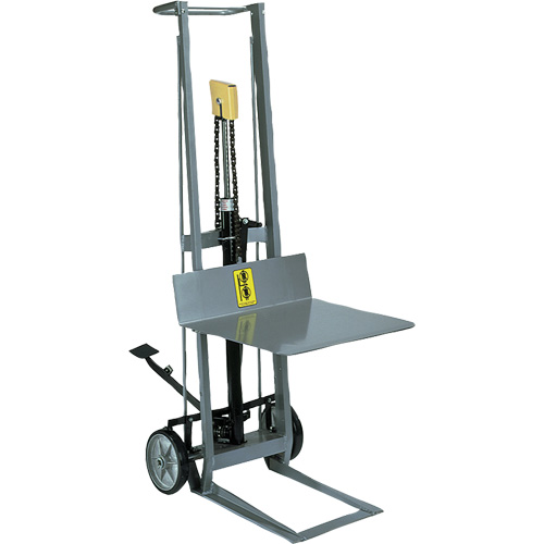 Gerbeur hydraulique &agrave; plateforme, M&eacute;canisme Pompe au pied, Capacit&eacute; de 400 lb, Levage max de 54" Stor-it Systems