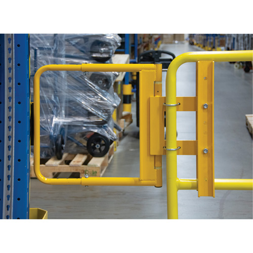 Barri&egrave;re &agrave; bascule de s&eacute;curit&eacute;, 21" h x 16" - 26" la Stor-it Systems