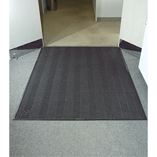 Waterhog&reg; Eco Elite Matting, Wiper/Scraper, 3' x 5' x 3/8", Grey Ash Stor-it Systems