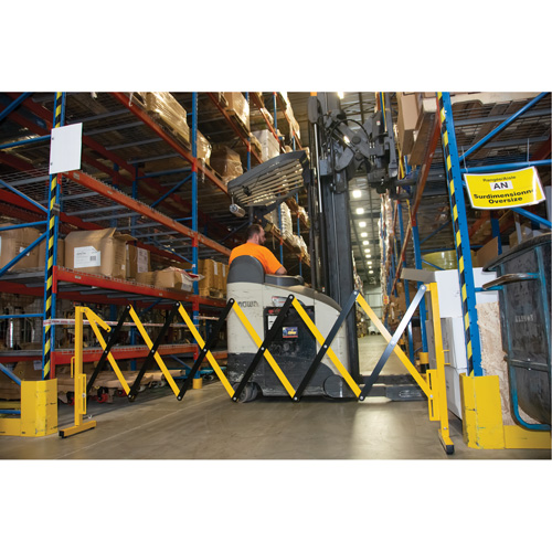 Expandable Barrier, 37" H x 11' L, Black/Yellow Stor-it Systems
