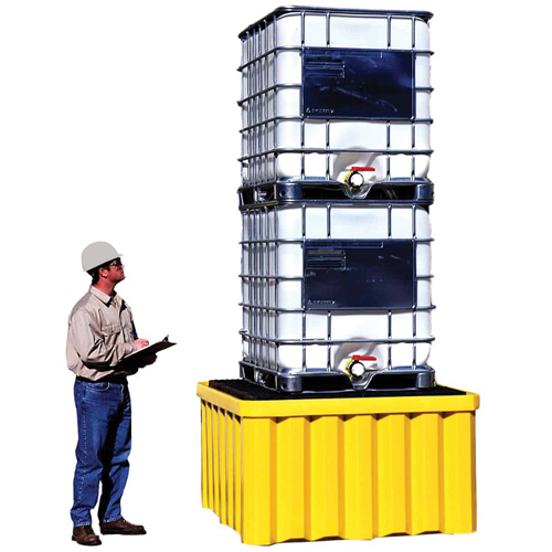 Palette antid&eacute;versement avec drain Ultra-IBC Spill Pallet , Capacit&eacute; de d&eacute;versement 400 gal. US, 58,75" x 58,75" x 33" Stor-it Systems