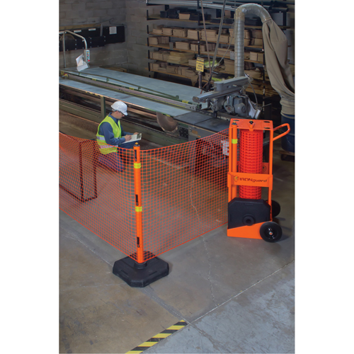 Zone de s&eacute;curit&eacute; portative , 100' lo, Acier, Orange Stor-it Systems