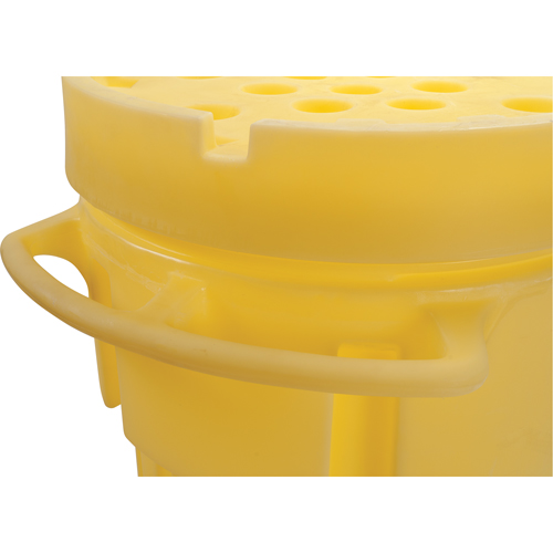 Trousse de lutte contre les d&eacute;versements de premi&egrave;re qualit&eacute;, Universel, Overpack/Baril de r&eacute;cup&eacute;ration, Absorbance de 95 gal. US Stor-it Systems