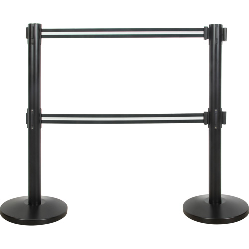 Barri&egrave;re pour le contr&ocirc;le des foules &agrave; courroie double, Acier, 35" h, Ruban Noir/Blanc, Longueur du ruban 7' Stor-it Systems