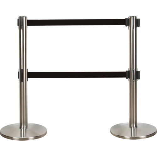 Barri&egrave;re pour le contr&ocirc;le des foules &agrave; courroie double, Acier, 35" h, Ruban Noir, Longueur du ruban 7' Stor-it Systems