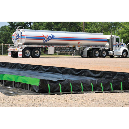 Berme Ultimate Copolymer 2000 Ultra-Containment Berm, Capacit&eacute; 748 gal. US, 10' la x 10' lo x 12" h, Support &agrave; charni&egrave;re Stor-it Systems