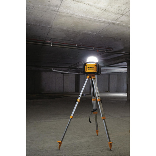Baladeuse polyvalent sans fil Tool Connect 20V Max, DEL, 5000 lumens, Boîtier en Plastique Stor-it Systems