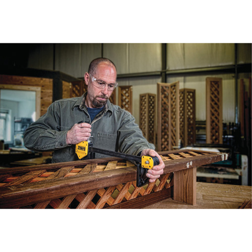 Serre-joint tr&egrave;s grand &agrave; g&acirc;chette, 24" (610 mm) Stor-it Systems