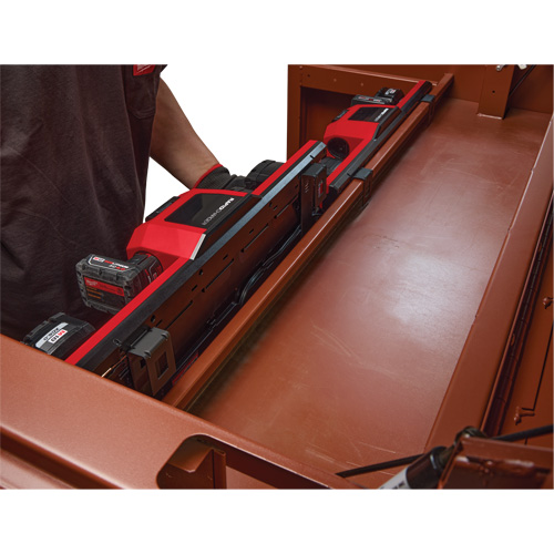 Supports de montage pour &eacute;tag&egrave;re conçus pour le chargeur rapide Gangbox M18 et M12 Stor-it Systems