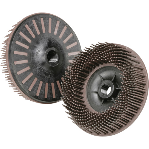 Disques radiaux bristle pour meuleuses angulaires Scotch-Brite, C&eacute;ramique, Grain 36, 4-1/2" dia. Stor-it Systems