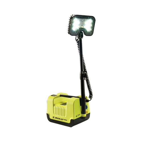 Syst&egrave;mes d'&eacute;clairage pour zone recul&eacute;e 9455, DEL, 21 W, 1600 lumens, Boîtier en Plastique Stor-it Systems