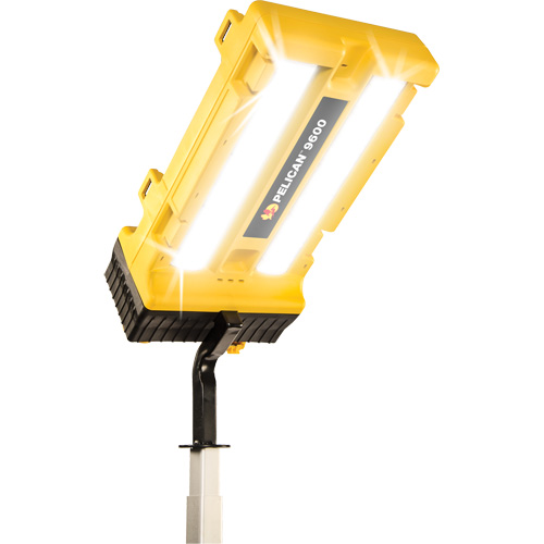 Syst&egrave;me avec t&ecirc;te d'&eacute;clairage modulaire et support, DEL, 24 W, 3000 lumens, Boîtier en Aluminium Stor-it Systems