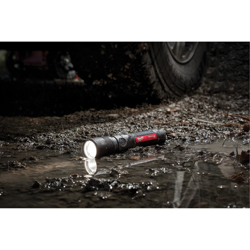 Lampe de poche 1100L &agrave; mise au point par torsion, DEL, 1100 lumens, Piles Rechargeable Stor-it Systems
