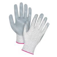 Gants haute performance r&eacute;sistants &agrave; la coupe, Taille 5/2T-petit, Calibre 13, Rev&ecirc;tement Nitrile, Enveloppe en PEHP, ANSI/ISEA 105 niveau 4/EN 388 niveau 5 Stor-it Systems