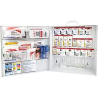 Armoire pour premiers soins SmartCompliance, R&eacute;pond &agrave; la norme CSA Z1220-17 type 3 environnements &agrave; haut risque, Petit (2-25 travailleurs) Stor-it Systems