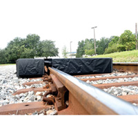 Berme Ultra-Track Berm, Capacit&eacute; 144 gal. US, 4' la x 6' lo x 12" h, Paroi en mousse Stor-it Systems
