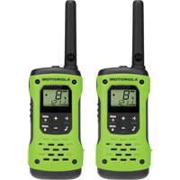 TalkAbout™ T600 H2O Series Walkie Talkies, GMRS/FRS Radio Band, 22 Channels, 56 km Range SHG282 | Stor-it Systems