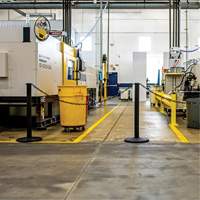 Ensemble de montants industriels avec chaîne en plastique, Hauteur de 37", Rouge Stor-it Systems