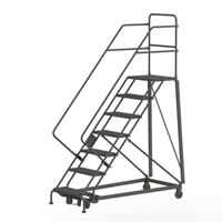 &eacute;chelles robustes en angle de s&eacute;curit&eacute;, 7 marches, Perfor&eacute;, Inclinaison 50°, Hauteur 70" Stor-it Systems